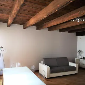 Farolfi Palazzo Bargellini Panzacchi , Bologna Italia